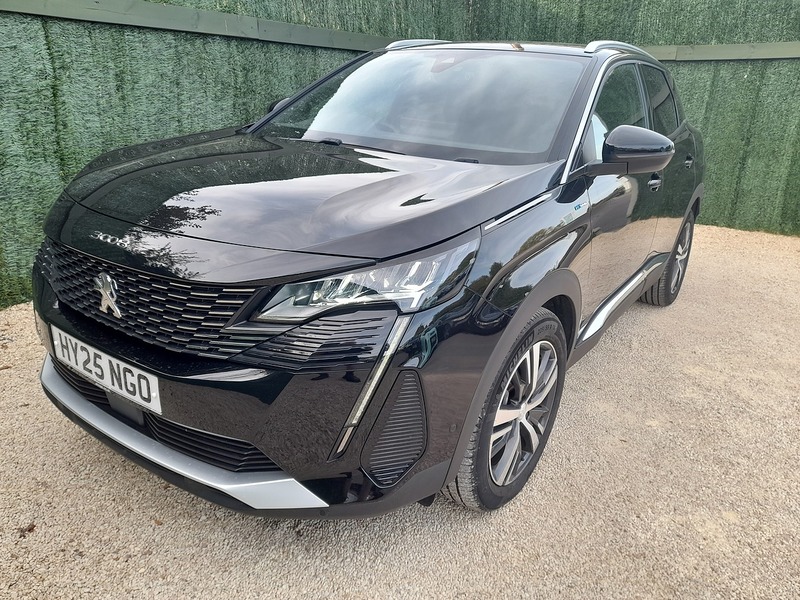 Peugeot 3008 Allure Premium + - U151307