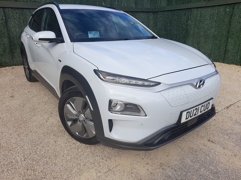 Hyundai KONA Premium SE - U151317