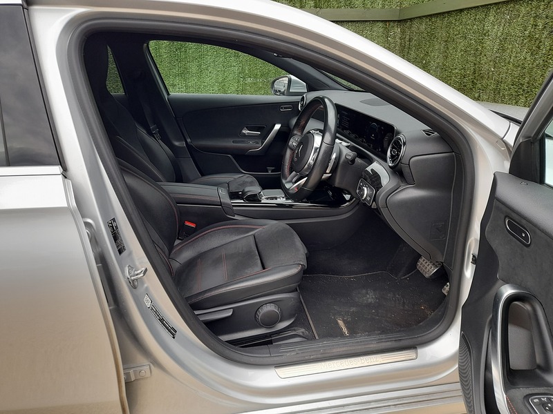 Mercedes-Benz A Class A200 AMG Line - U151318