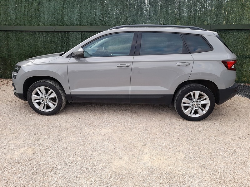 Skoda Karoq TDI SE Technology - U151320