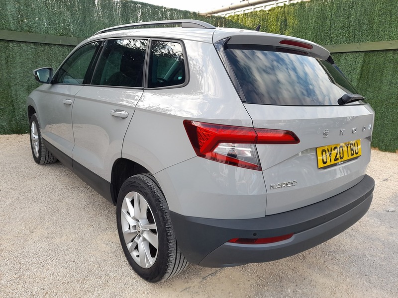 Skoda Karoq TDI SE Technology - U151320