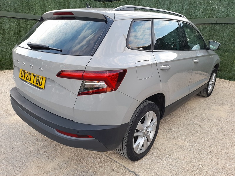 Skoda Karoq TDI SE Technology - U151320