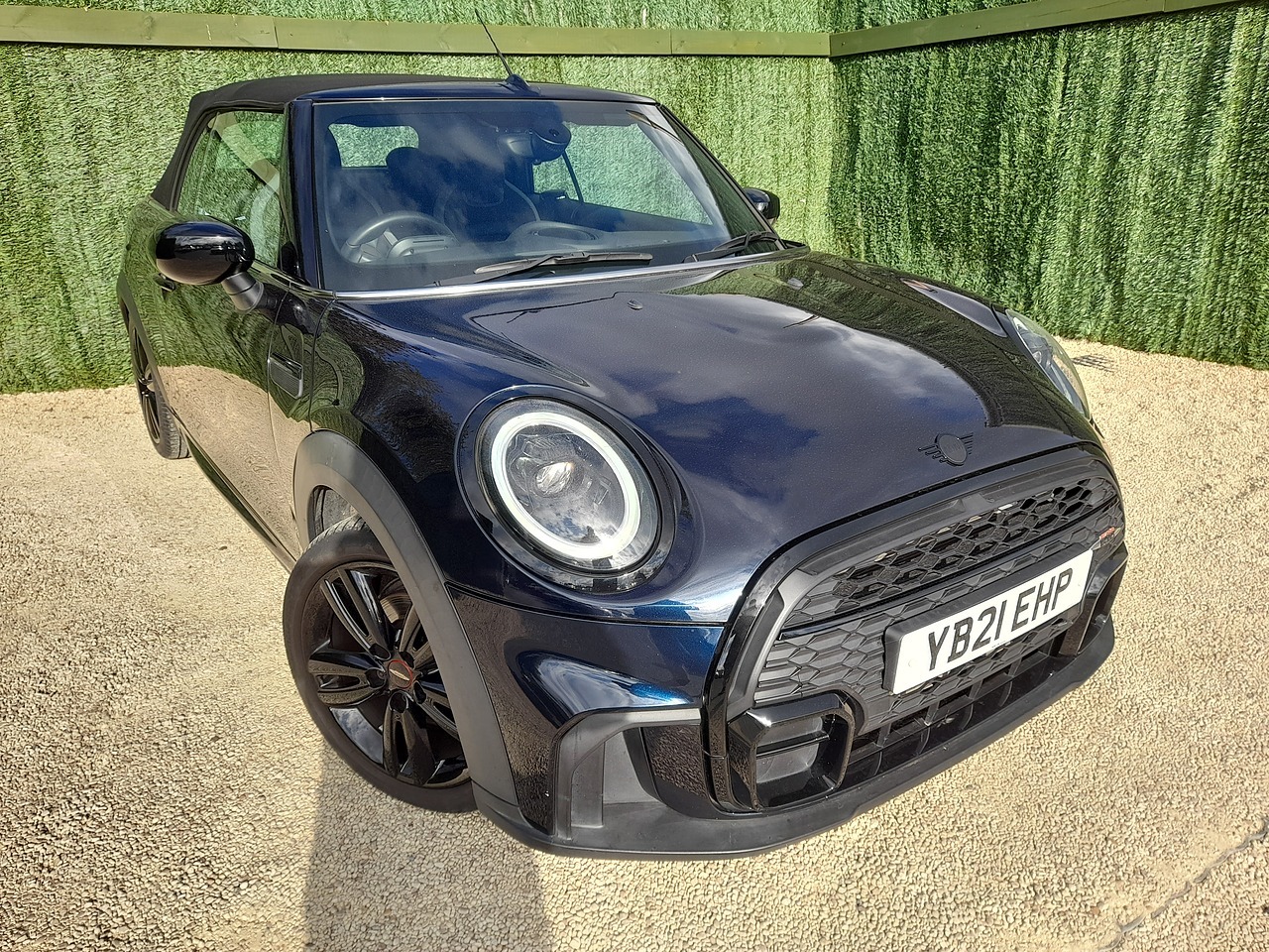 Mini Convertible 2021