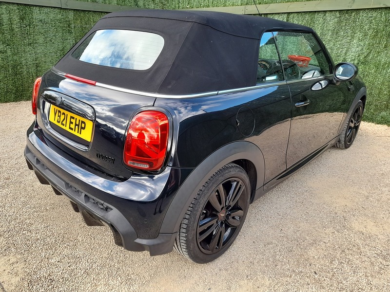 MINI Convertible Cooper Sport - U151324