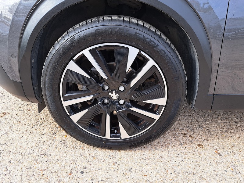 Peugeot 2008 PureTech GT Premium - U151328