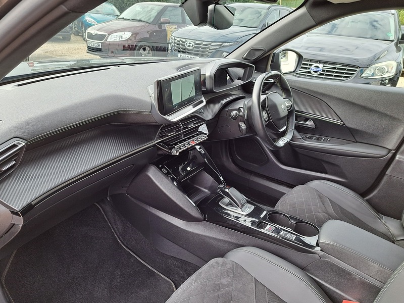 Peugeot 2008 PureTech GT Premium - U151328