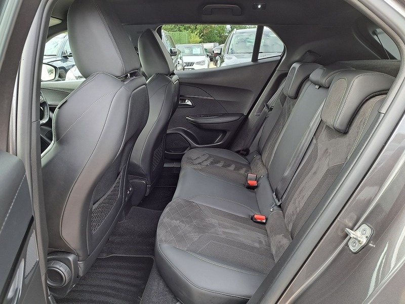 Peugeot 2008 PureTech GT Premium - U151328
