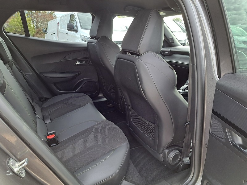 Peugeot 2008 PureTech GT Premium - U151328