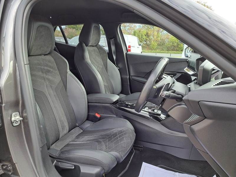 Peugeot 2008 PureTech GT Premium - U151328