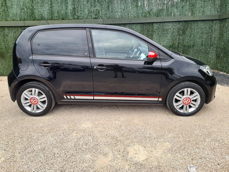 Volkswagen up! up! beats - U151331