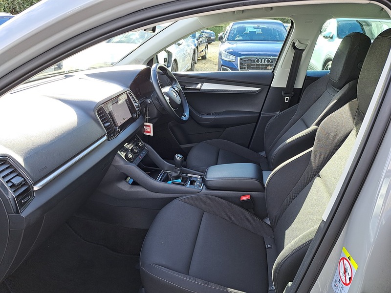 Skoda Karoq TSI SE Drive - U151356