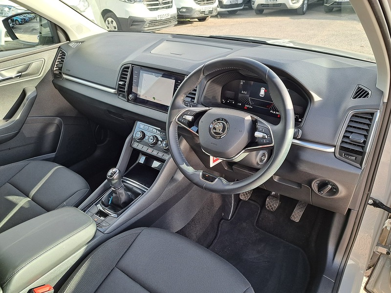 Skoda Karoq TSI SE Drive - U151356