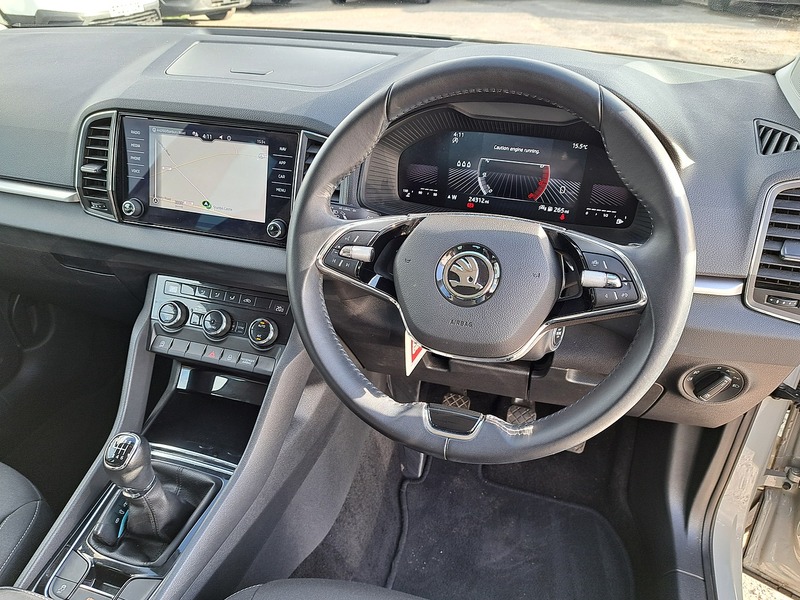 Skoda Karoq TSI SE Drive - U151356