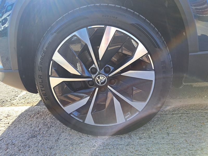 Skoda Karoq TSI ACT SE L - U151360