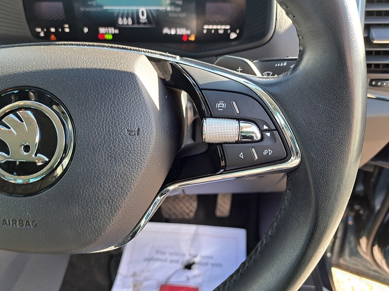 Skoda Karoq TSI ACT SE L - U151360