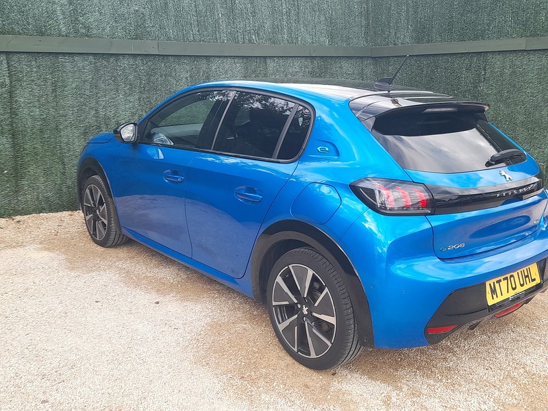 Peugeot E-208 GT - U151361