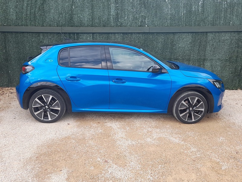 Peugeot E-208 GT - U151361