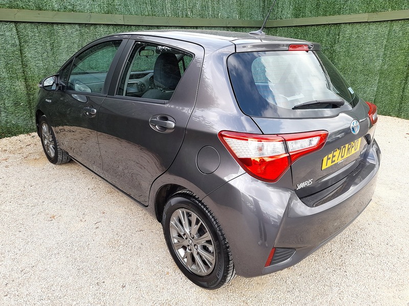 Toyota Yaris VVT-h Icon - U151363