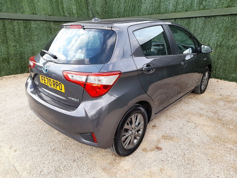Toyota Yaris VVT-h Icon - U151363