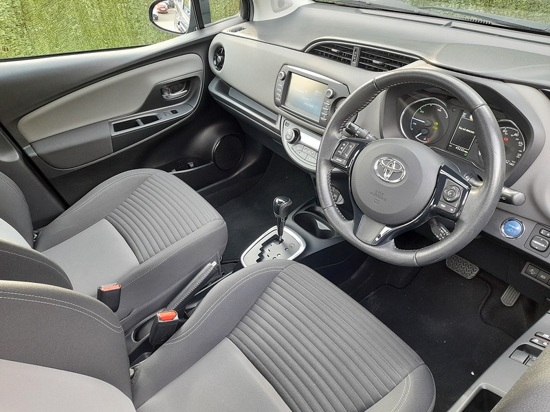 Toyota Yaris VVT-h Icon - U151363