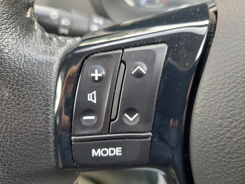 Toyota Yaris VVT-h Icon - U151363