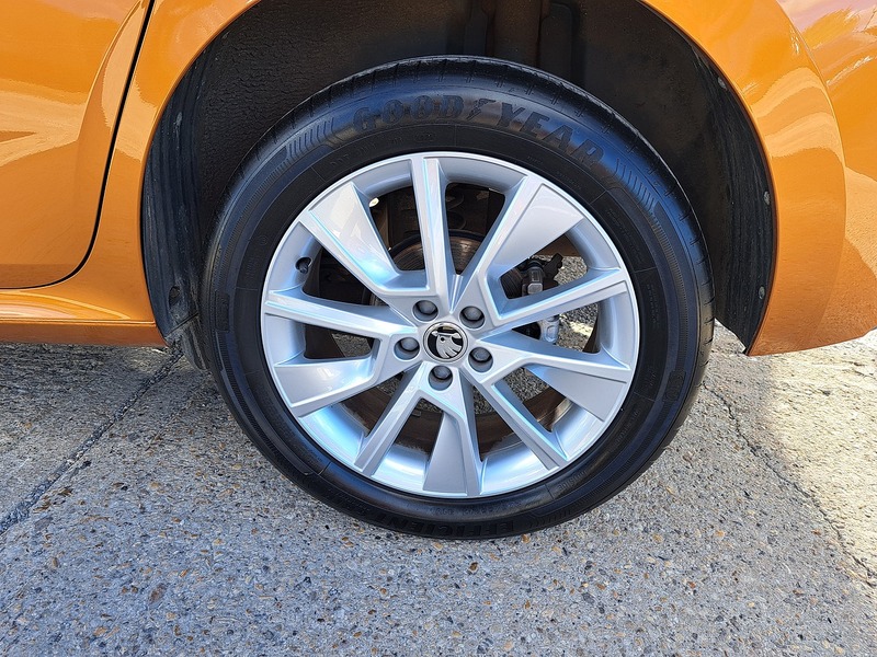 Skoda Kamiq TSI SE Drive - U151365
