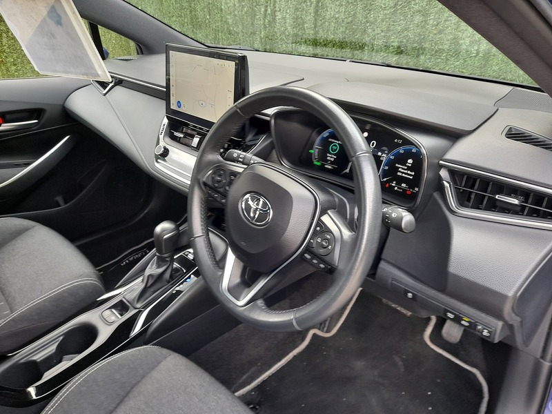 Toyota Corolla VVT-h Icon - U151373