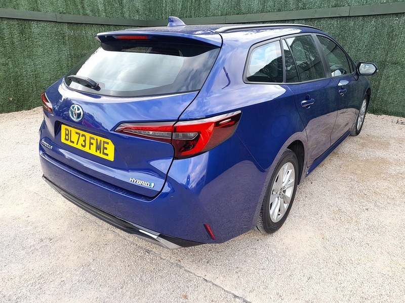 Toyota Corolla VVT-h Icon - U151373