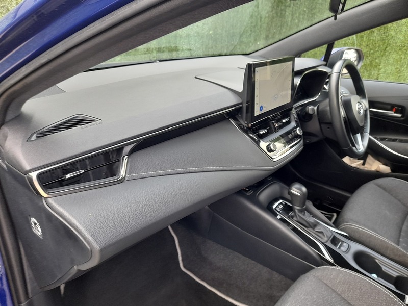 Toyota Corolla VVT-h Icon - U151373
