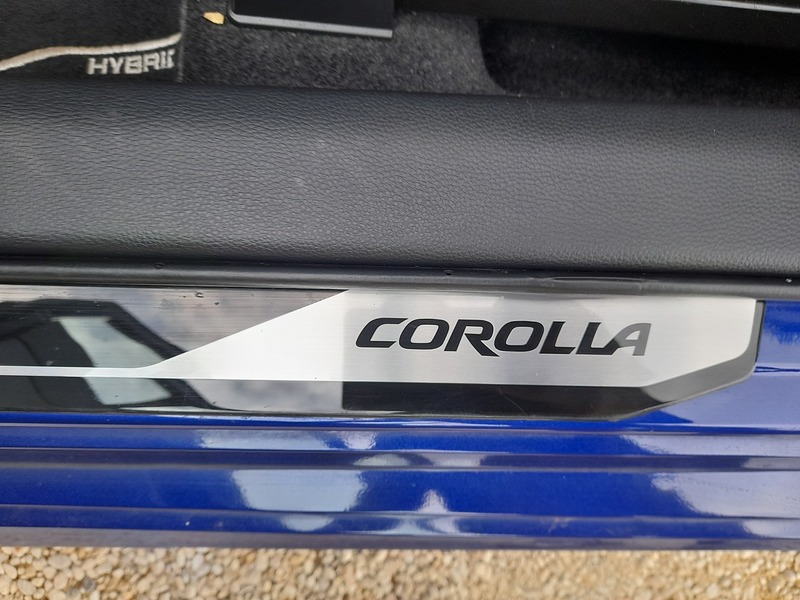 Toyota Corolla VVT-h Icon - U151373