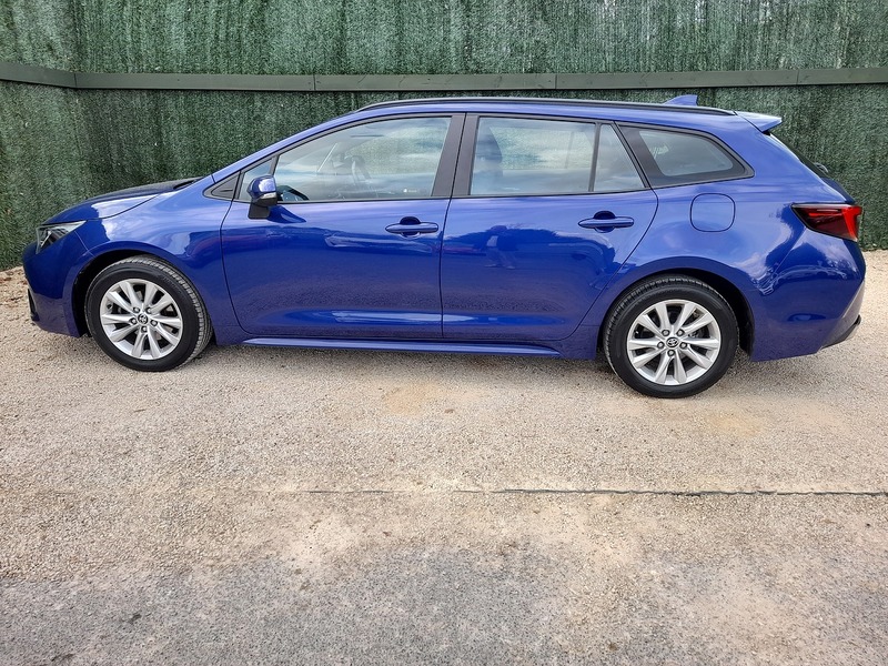 Toyota Corolla VVT-h Icon - U151373