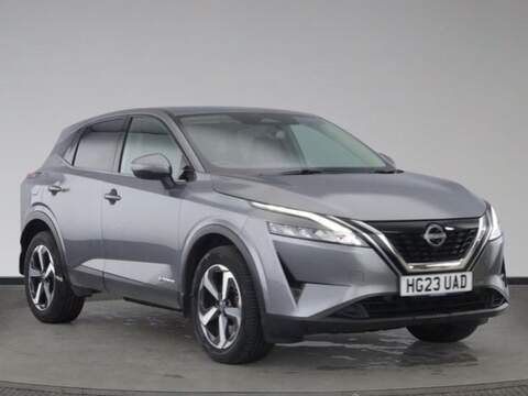 Nissan Qashqai 2.0 B5 MHEV Plus SUV 5dr Petrol Hybrid Auto AWD Euro 6 (s/s) (250 ps)