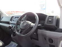 Volkswagen Crafter 2.0 TDI CR35 Startline Chassis Cab 2dr Diesel Manual FWD LWB Euro 6 (s/s) (140 ps) - U11172