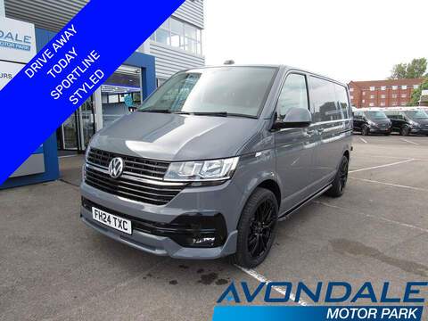 Volkswagen Transporter TDI T28 Highline NO VAT DAY CAMPER VAN WITH HEATER AND SMART BED 2.0 5dr Panel Van Manual Diesel