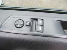 Peugeot Expert BlueHDi 1000 Professional Premium + EURO 6 VAN AC CRUISE TWIN SIDE DOORS 1.5 6dr Panel Van Manual - U11230