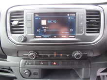Peugeot Expert BlueHDi 1000 Professional Premium + EURO 6 VAN AC CRUISE TWIN SIDE DOORS 1.5 6dr Panel Van Manual - U11230
