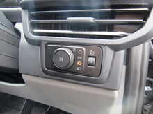 Ford Transit Custom 320 EcoBlue Limited LWB COMBI VAN AUTOMATIC 6 SEATS TAIL GATE NAV 170 BHP GREY 2.0 5dr Combi Van 2.0 - U11279