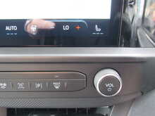 Ford Transit Custom 320 EcoBlue Limited LWB COMBI VAN AUTOMATIC 6 SEATS TAIL GATE NAV 170 BHP GREY 2.0 5dr Combi Van 2.0 - U11279