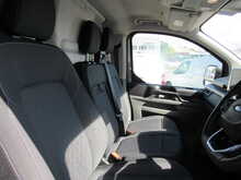 Ford E-Transit Custom 320 65kWh Limited Panel Van 5dr Electric Auto L2 H1 (136 ps) - U11287