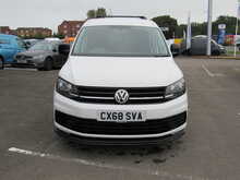 Volkswagen Caddy Maxi TDi C20 Maxi 150 BHP KOMBI VAN TAIL GATE SAT NAV 5 SEATS SPORT STYLED 2.0 5dr Combi Van Manual - U11302