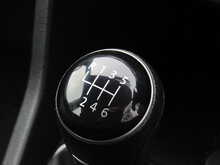 Volkswagen Caddy Maxi TDi C20 Maxi 150 BHP KOMBI VAN TAIL GATE SAT NAV 5 SEATS SPORT STYLED 2.0 5dr Combi Van Manual - U11302