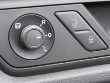 Volkswagen Caddy Maxi TDi C20 Maxi 150 BHP KOMBI VAN TAIL GATE SAT NAV 5 SEATS SPORT STYLED 2.0 5dr Combi Van Manual - U11302