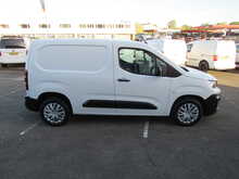 Peugeot Partner 1000 PureTech Professional Petrol Euro 6 Van 1.2 5dr Panel Van Manual Petrol - U11311