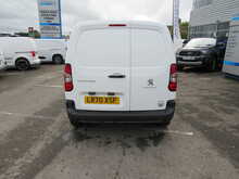 Peugeot Partner 1000 PureTech Professional Petrol Euro 6 Van with low miles 1.2 5dr Panel Van Manual Petrol - U11313