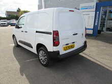 Peugeot Partner 1000 PureTech Professional Petrol Euro 6 Van 1.2 5dr Panel Van Manual Petrol - U11314