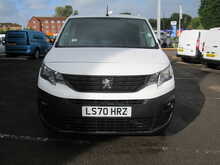 Peugeot Partner 1000 PureTech Professional 1.2 PETROL WITH AIR CON CRUISE 1.2 5dr Panel Van Manual Petrol - U11316