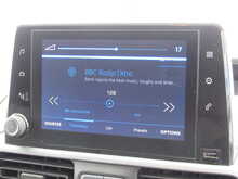 Peugeot Partner 1000 PureTech Professional 1.2 PETROL WITH AIR CON CRUISE 1.2 5dr Panel Van Manual Petrol - U11316