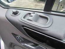 Ford Transit Custom Transit Custom 185 BHP L2 H2  Automatic Van with twin side doors sat nav reverse camera 2.0 Panel - U11345