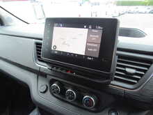 Renault Trafic 2.0 dCi Blue LL30 Extra Panel Van 5dr Diesel Manual L2 H1 Euro 6 (s/s) (130 ps) - U11347