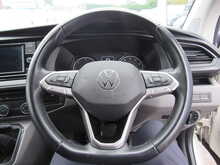 Volkswagen Transporter TDI T28 Highline NO VAT DAY CAMPER VAN WITH HEATER AND SMART BED 2.0 5dr Panel Van Manual Diesel - U11350